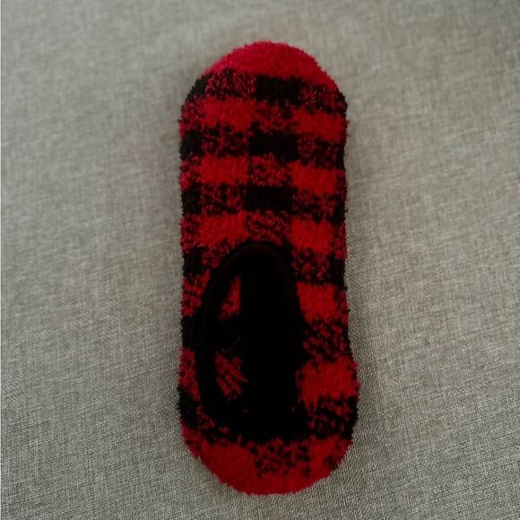Buffalo Plaid Fuzzy Slipper Socks - Picture 2 of 2